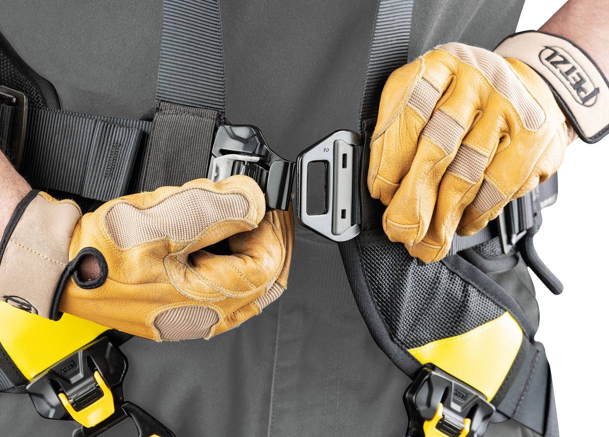 Petzl VOLT Fall Arrest and Work Positioning Harness International Version - SecureHeights
